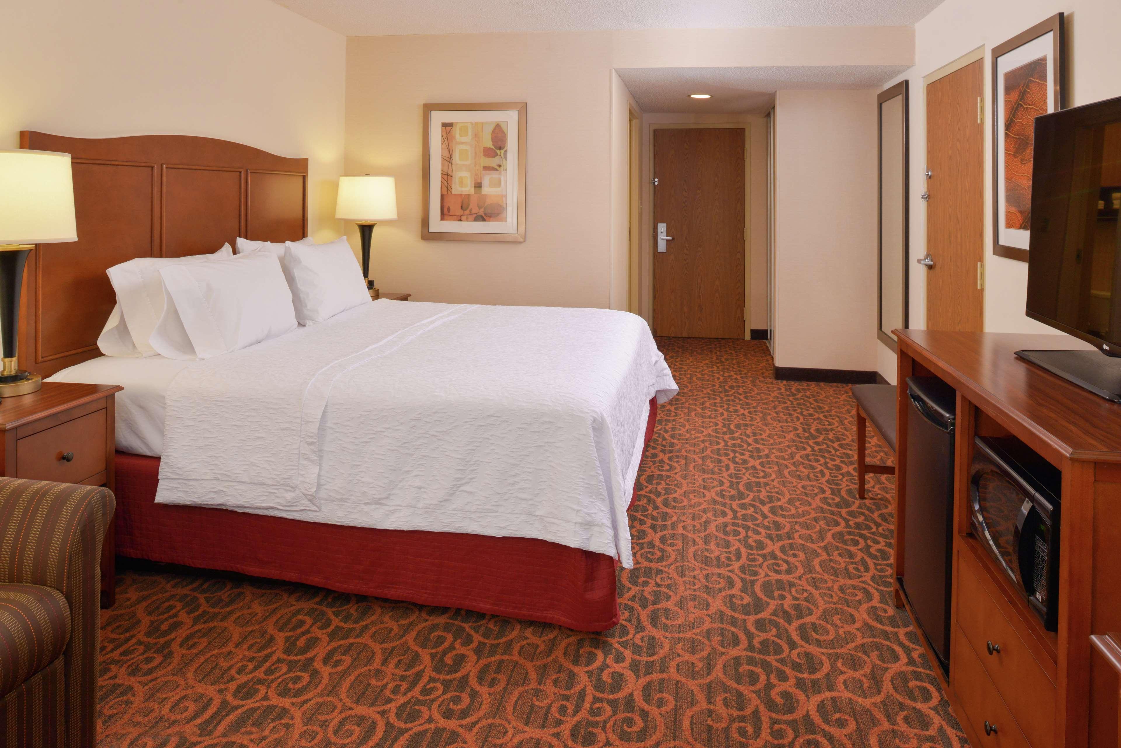 Hampton Inn Фредерік Екстер'єр фото