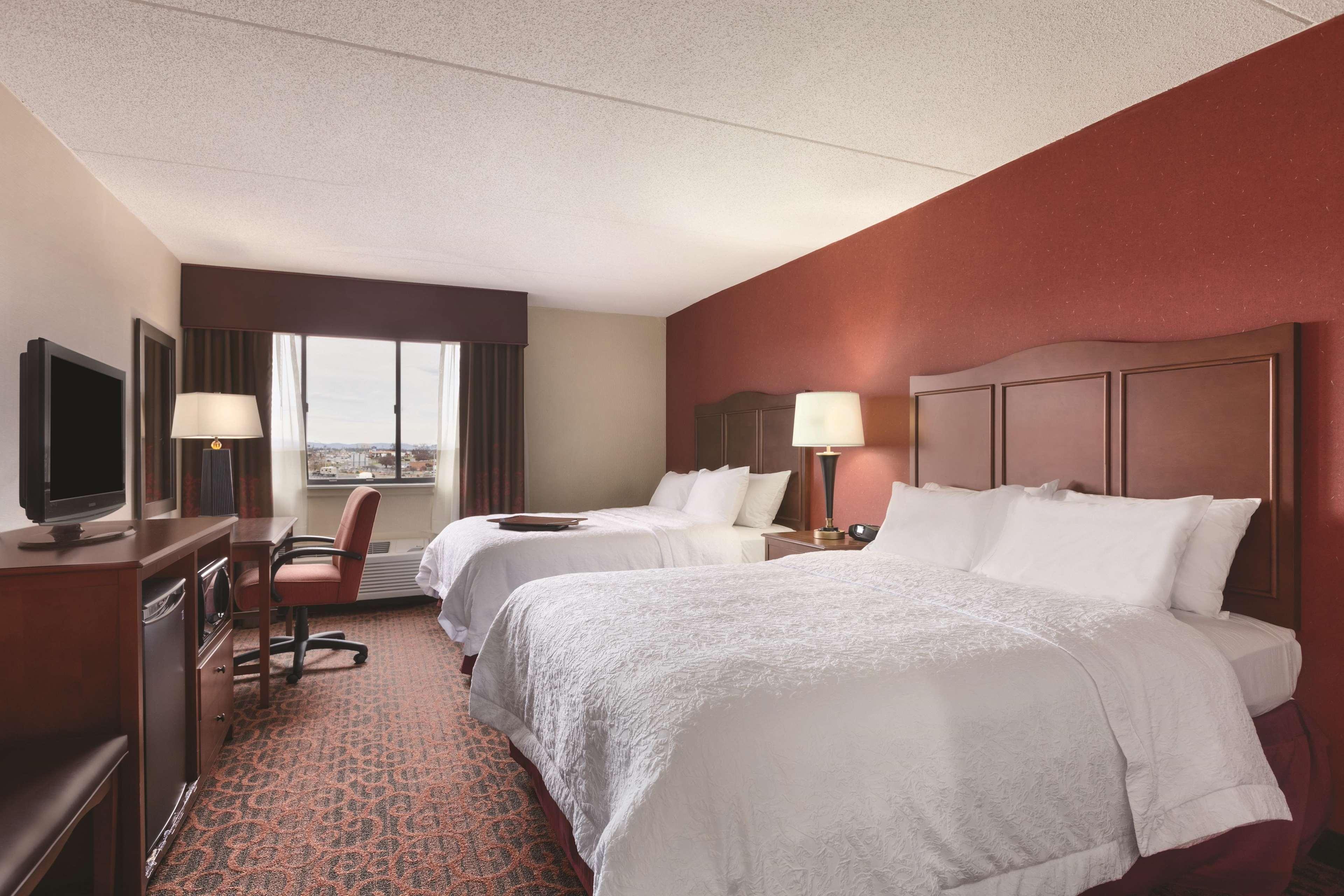 Hampton Inn Фредерік Екстер'єр фото