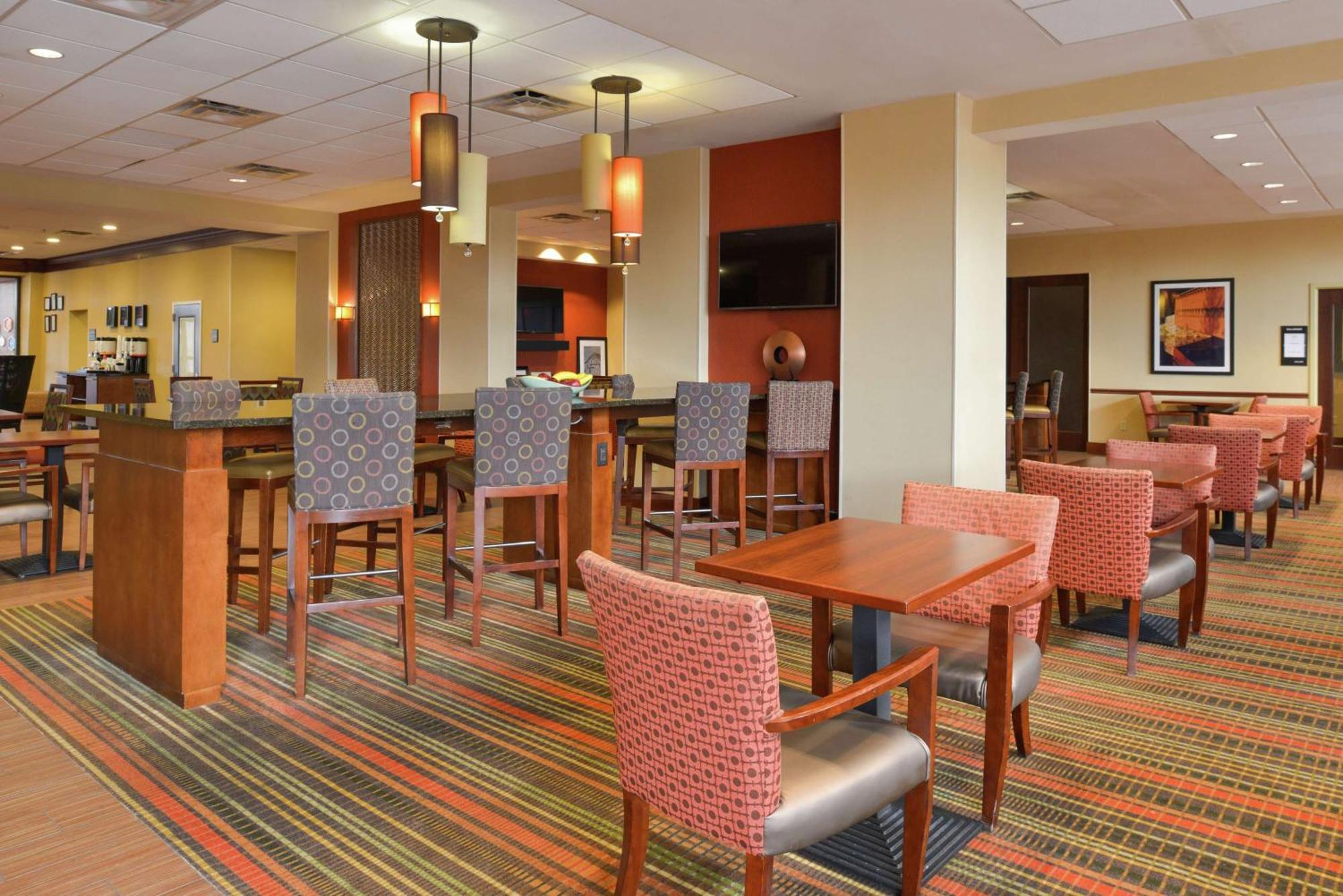 Hampton Inn Фредерік Екстер'єр фото