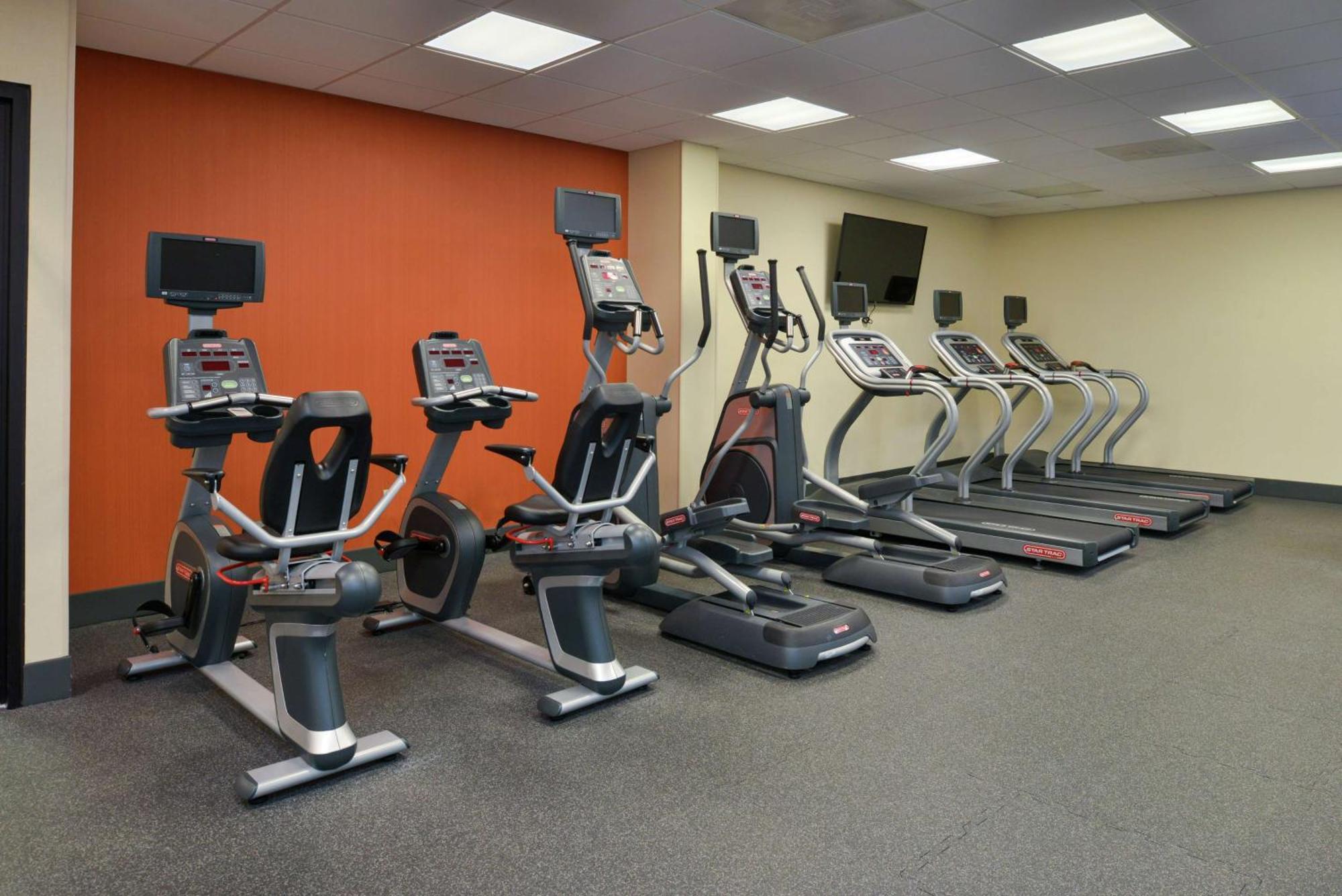 Hampton Inn Фредерік Екстер'єр фото